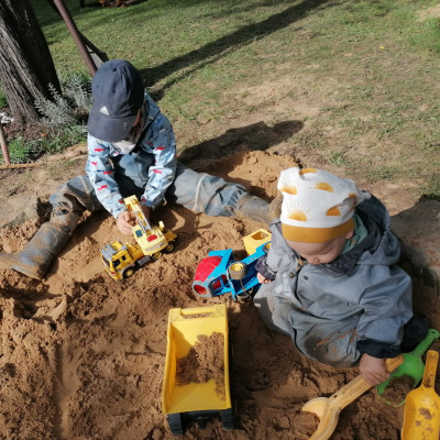 Spielspaß im neuen Sand!